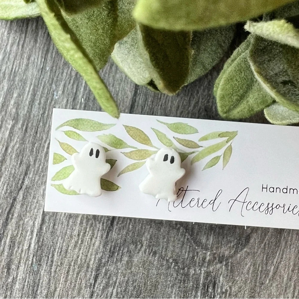 Handmade Mini Ghosts - Picture 2 of 2